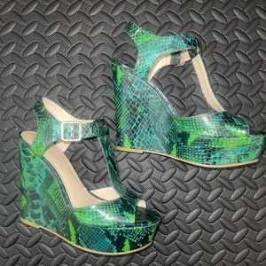INC Darma Green Wedges INC International Concepts